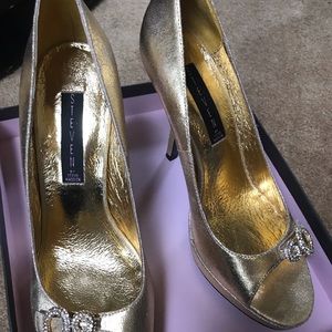 Ladies Steven by Steve Madden heels